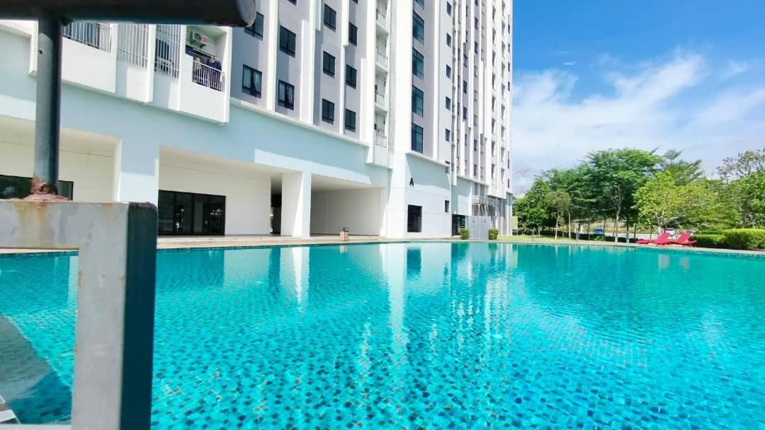 Theolive Family Suite @Klia By Honey Homestay Sepang Extérieur photo