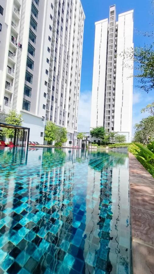 Theolive Family Suite @Klia By Honey Homestay Sepang Extérieur photo